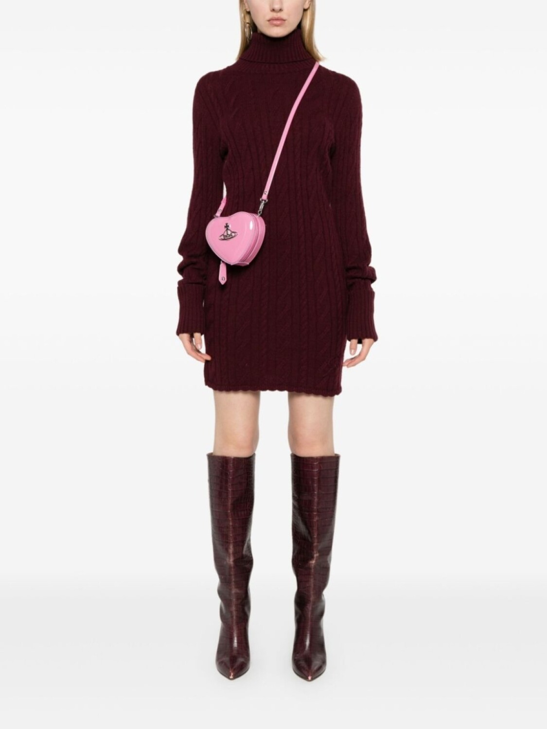 Blumarine мини-платье с высоким воротом и косой вязкой, красный
Blumarine мини-платье с высоким воротом и косой вязкой, красный