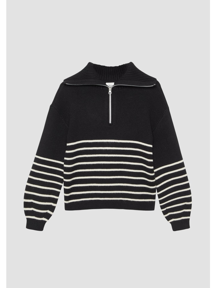 Вязаный свитер 99X3_черный s.Oliver
Вязаный свитер 99X3_черный s.Oliver