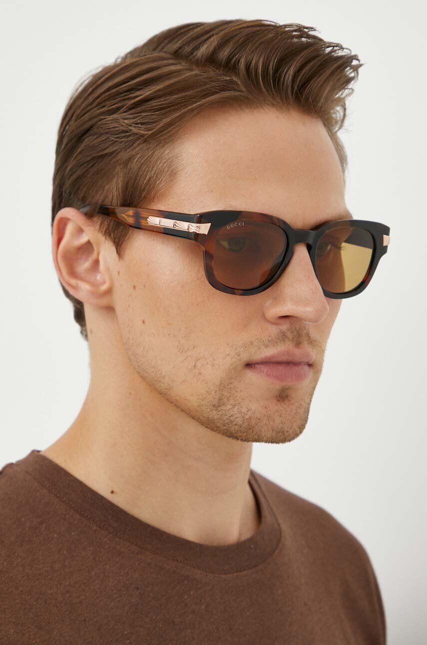 Солнцезащитные очки Gucci, зеленый
Солнцезащитные очки Gucci, зеленый