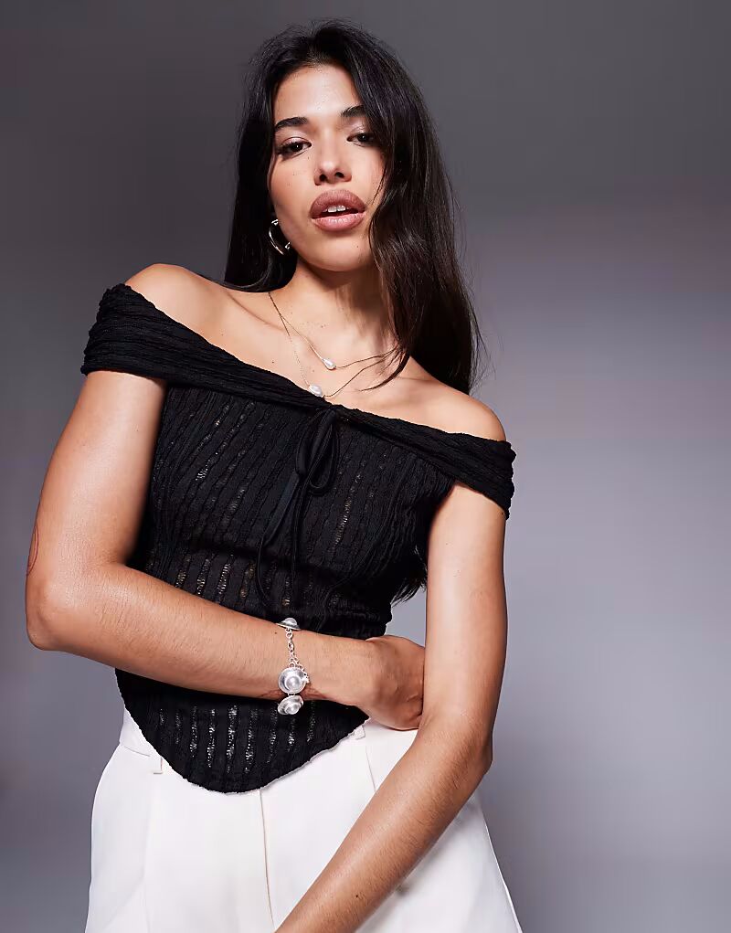 Топ ASOS DESIGN с короткими рукавами и открытыми плечами, с завязками, черного цвета
Топ ASOS DESIGN с короткими рукавами и открытыми плечами, с завязками, черного цвета