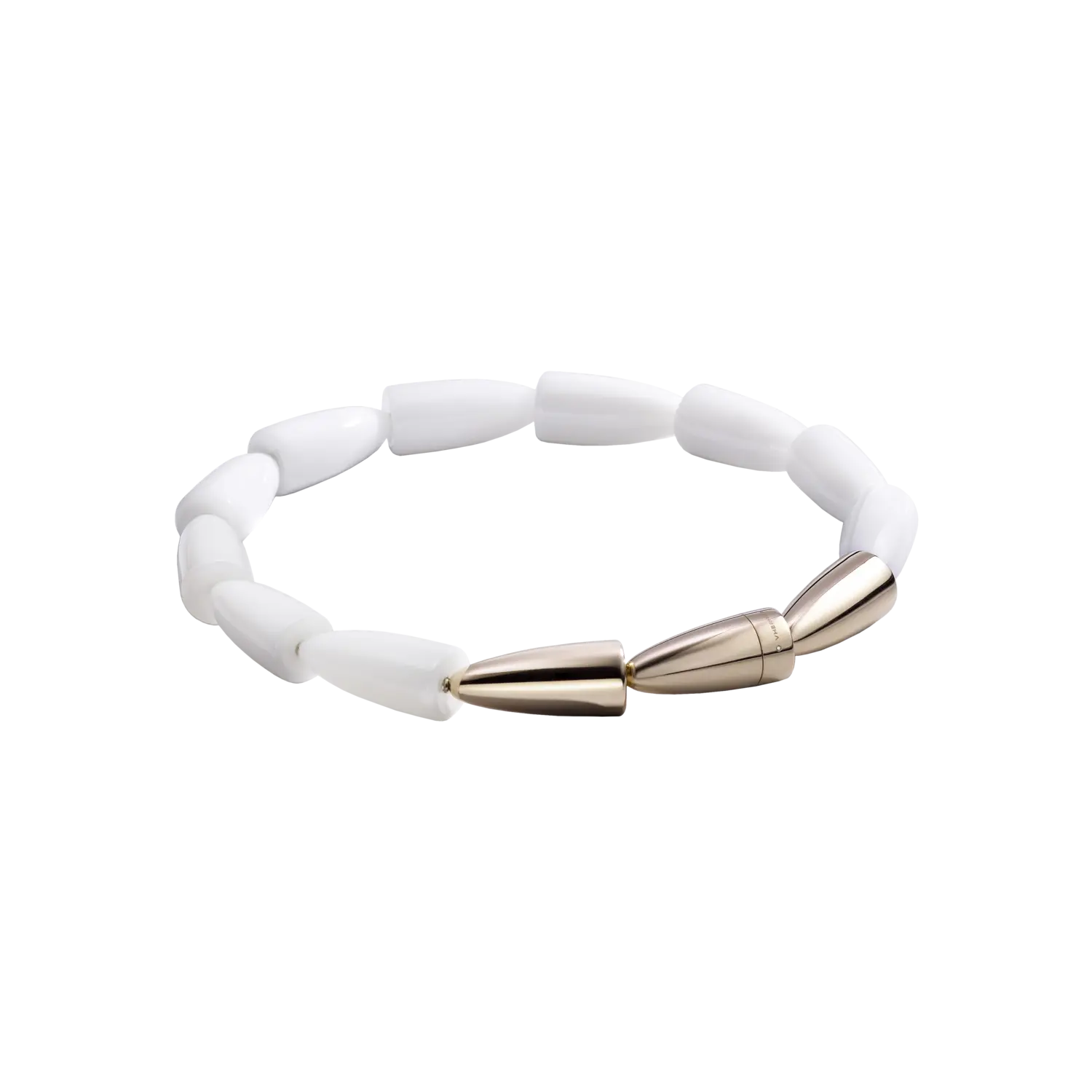 Колье Vhernier Calla из розового золота с бриллиантами и агатом
Колье Vhernier Calla из розового золота с бриллиантами и агатом