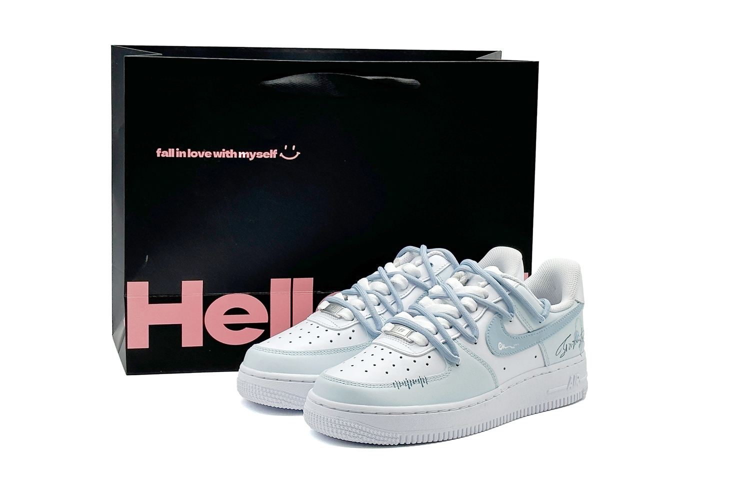 Кроссовки Nike Air Force 1 Unisex низкие синие, цвет Blue (Shopping Bag) 
Кроссовки Nike Air Force 1 Unisex низкие синие, цвет Blue (Shopping Bag)