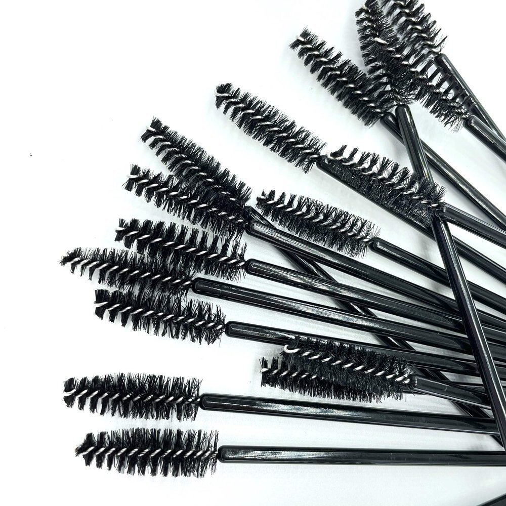 ForMe, Щеточка для ресниц, нейлон, черная ручка, черная щетина (упаковка 50 шт.)
ForMe, Щеточка для ресниц, нейлон, черная ручка, черная щетина (упаковка 50 шт.)