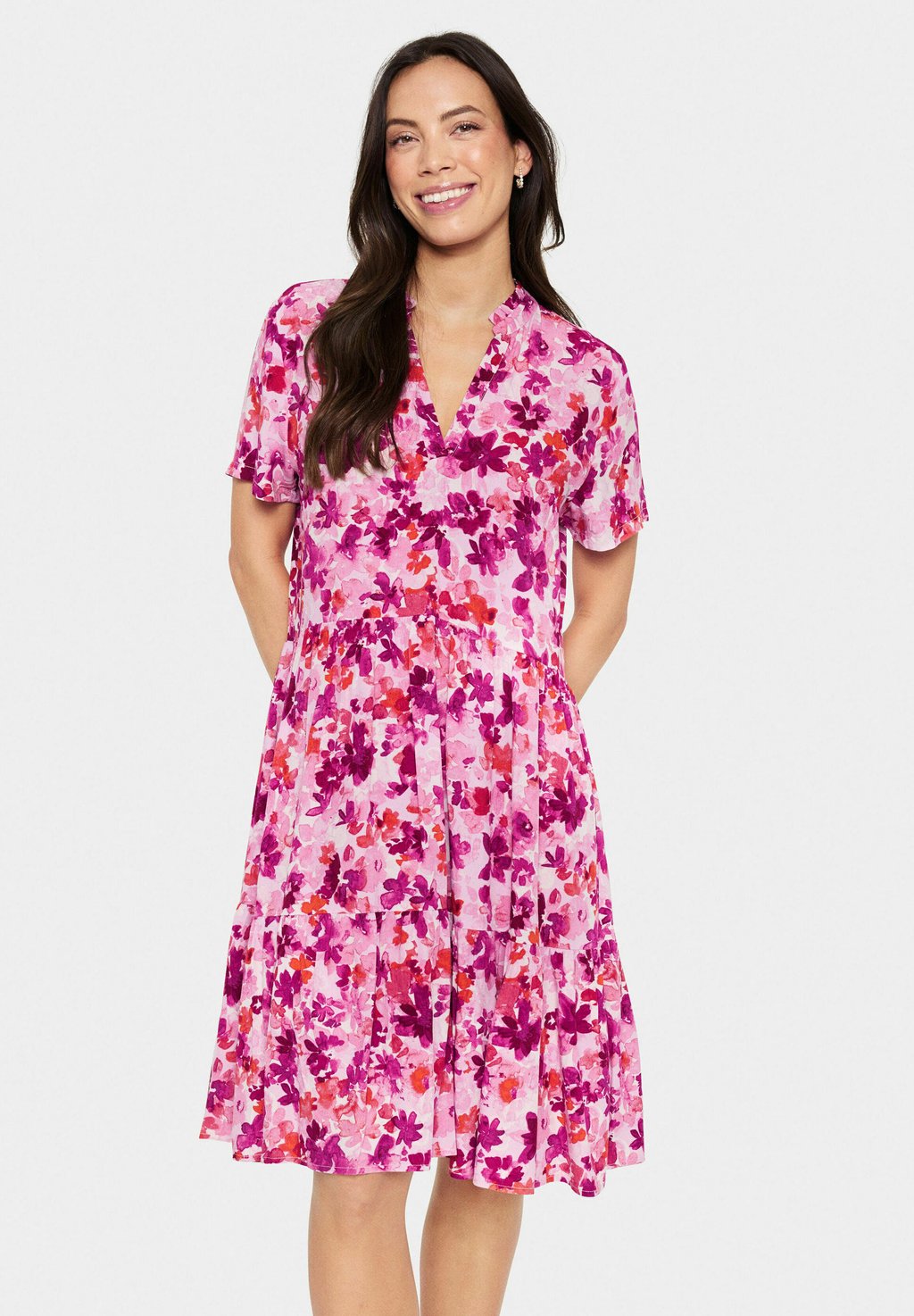 Повседневное платье EDASZ SS Saint Tropez, розовый 
Повседневное платье EDASZ SS Saint Tropez, розовый