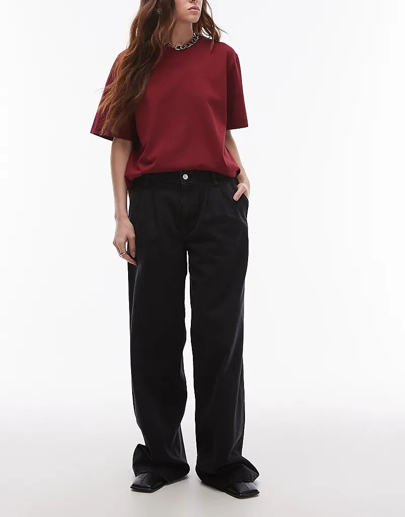 Джинсы со складками спереди, расклешенные, черного цвета Mango
Джинсы со складками спереди, расклешенные, черного цвета Mango