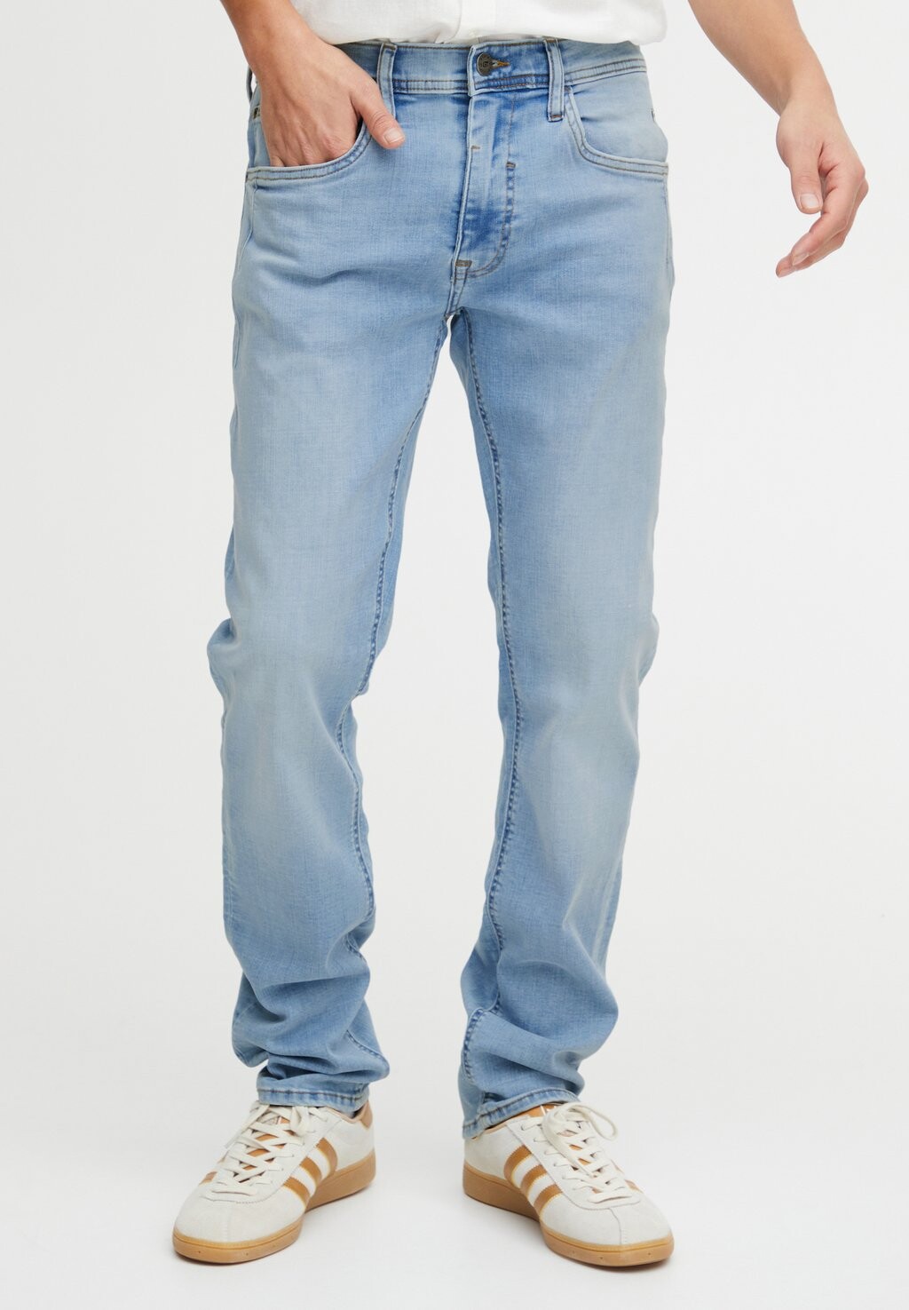 Джинсы-сигареты Multiflex Noos Blend, цвет denim bleach blue
Джинсы-сигареты Multiflex Noos Blend, цвет denim bleach blue