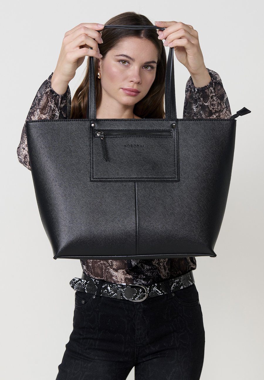 Сумка-шоппер Koroshi Tote bag, Black
Сумка-шоппер Koroshi Tote bag, Black