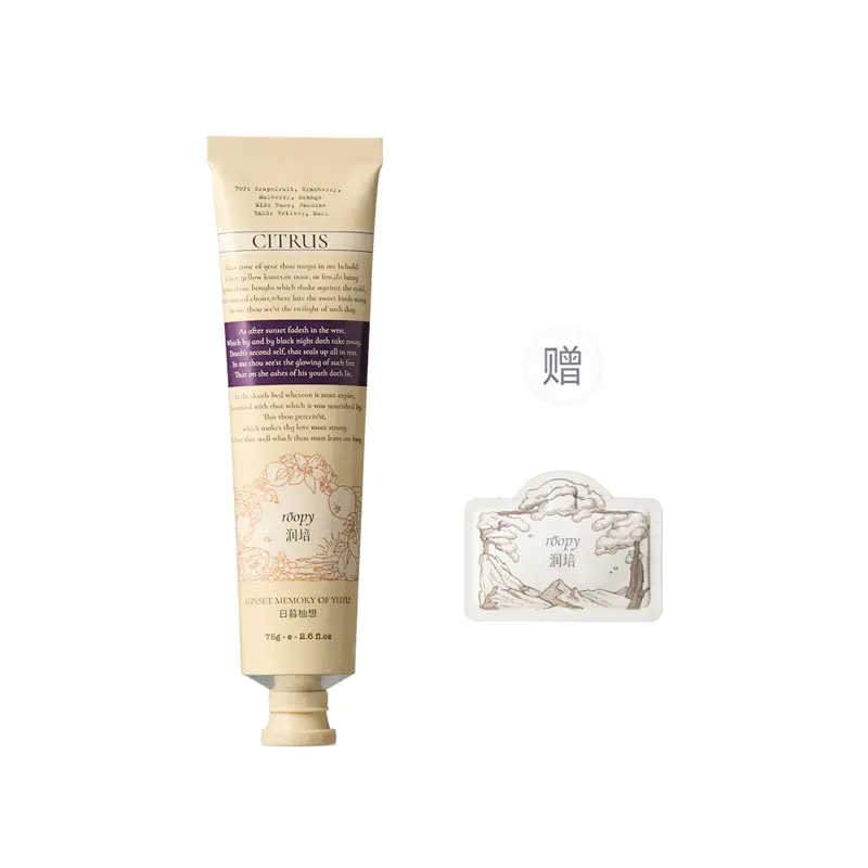 Увлажняющий крем для рук с ароматом Roopy, Sunset Pomelo Desire 75g (Includes Free Sample, Random)
Увлажняющий крем для рук с ароматом Roopy, Sunset Pomelo Desire 75g (Includes Free Sample, Random)