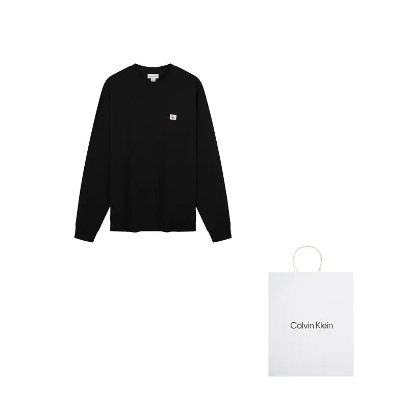 Свитшот с логотипом на груди Calvin Klein, черный
Свитшот с логотипом на груди Calvin Klein, черный