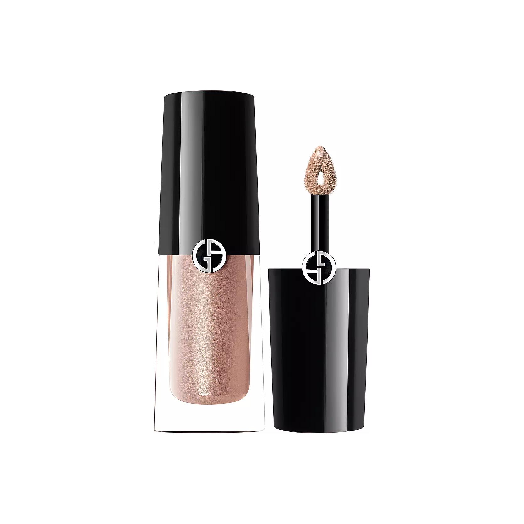 GIORGIO ARMANI AMANI жидкие тени для век Eye Tint, легко растушевываются, оттенки: Dark Brown, Light Brown, Light Khaki, Peach, Gold
GIORGIO ARMANI AMANI жидкие тени для век Eye Tint, легко растушевываются, оттенки: Dark Brown, Light Brown, Light Khaki, Peach, Gold