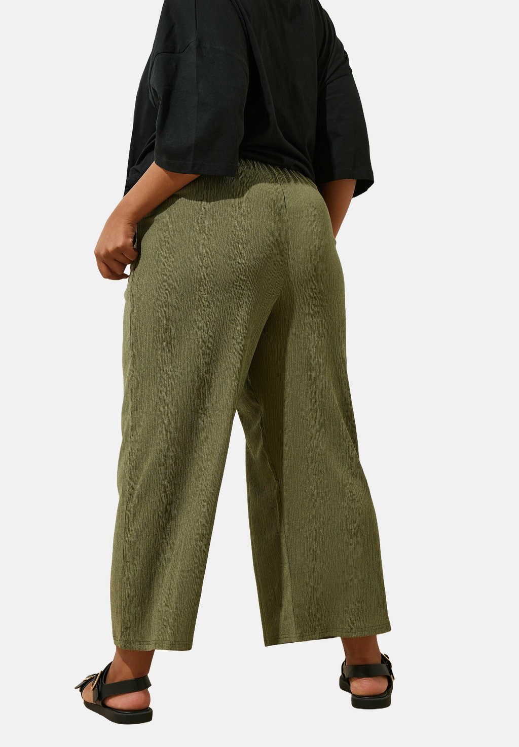 Брюки Yours Clothing, хаки
Брюки Yours Clothing, хаки