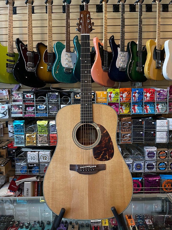 Акустическая гитара Takamine EF340S TT Thermal Top Series Dreadnought Acoustic/Electric Guitar - Natural Gloss
Акустическая гитара Takamine EF340S TT Thermal Top Series Dreadnought Acoustic/Electric Guitar - Natural Gloss