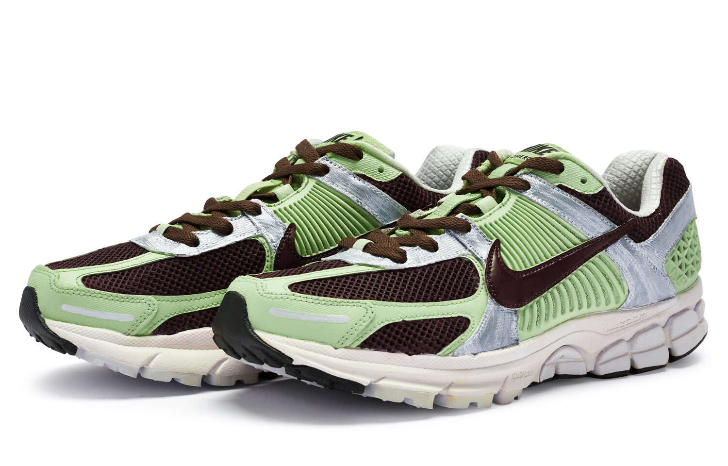 Кроссовки Nike Air Zoom Vomero 5 унисекс
Кроссовки Nike Air Zoom Vomero 5 унисекс