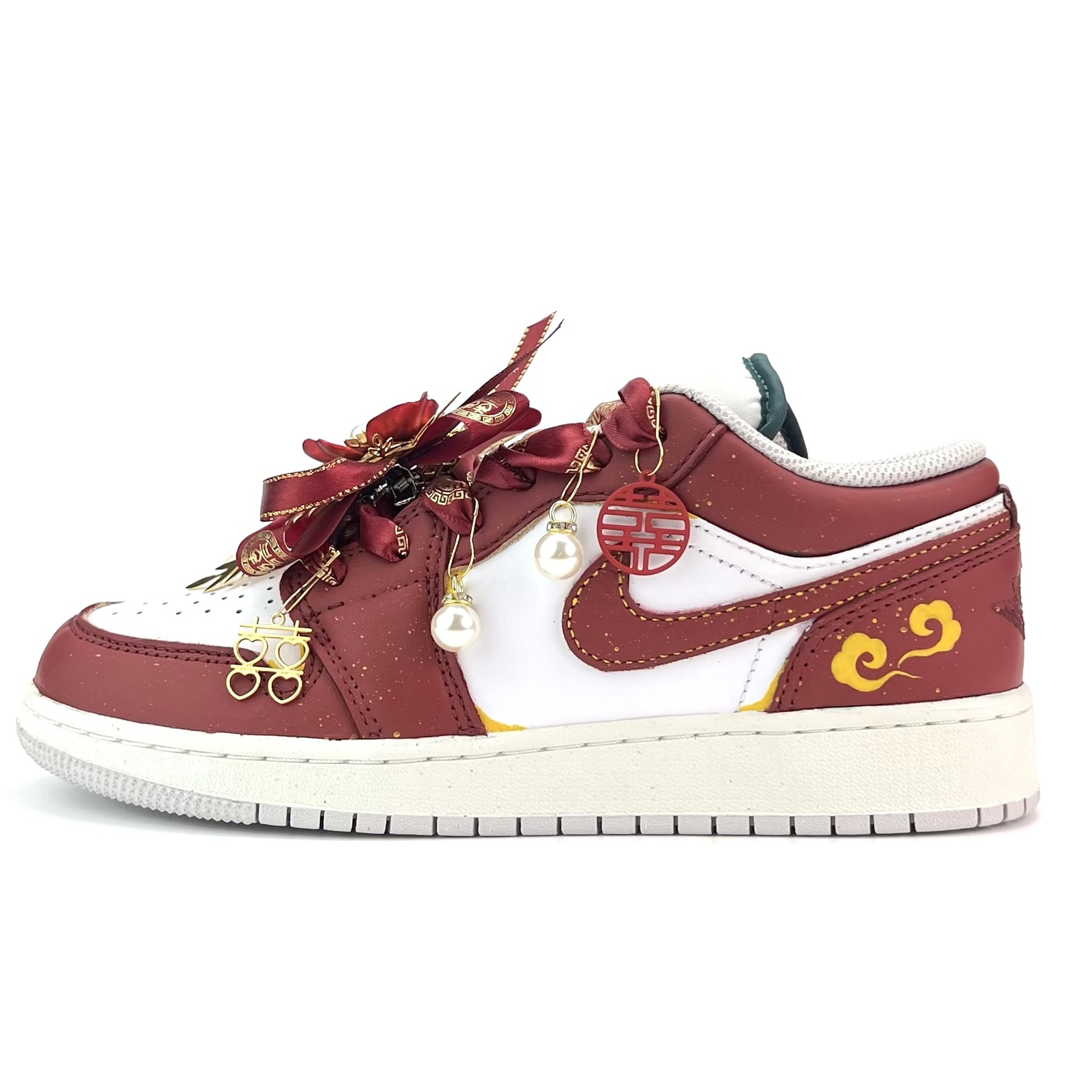 Air 1 Low SE устойчивые к истиранию низкие баскетбольные кроссовки Unisex Jordan, красный/белый
Air 1 Low SE устойчивые к истиранию низкие баскетбольные кроссовки Unisex Jordan, красный/белый