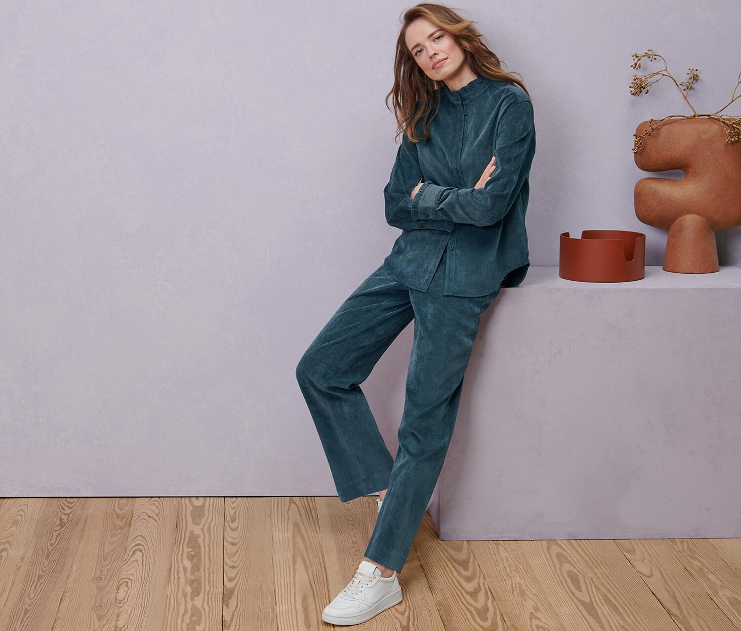 Вельветовые брюки дымчато-синего цвета Tchibo, дымчатый синий
Вельветовые брюки дымчато-синего цвета Tchibo, дымчатый синий