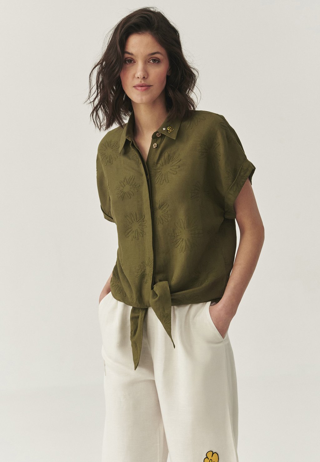 Блузка на пуговицах KAMA TATUUM, хаки
Блузка на пуговицах KAMA TATUUM, хаки