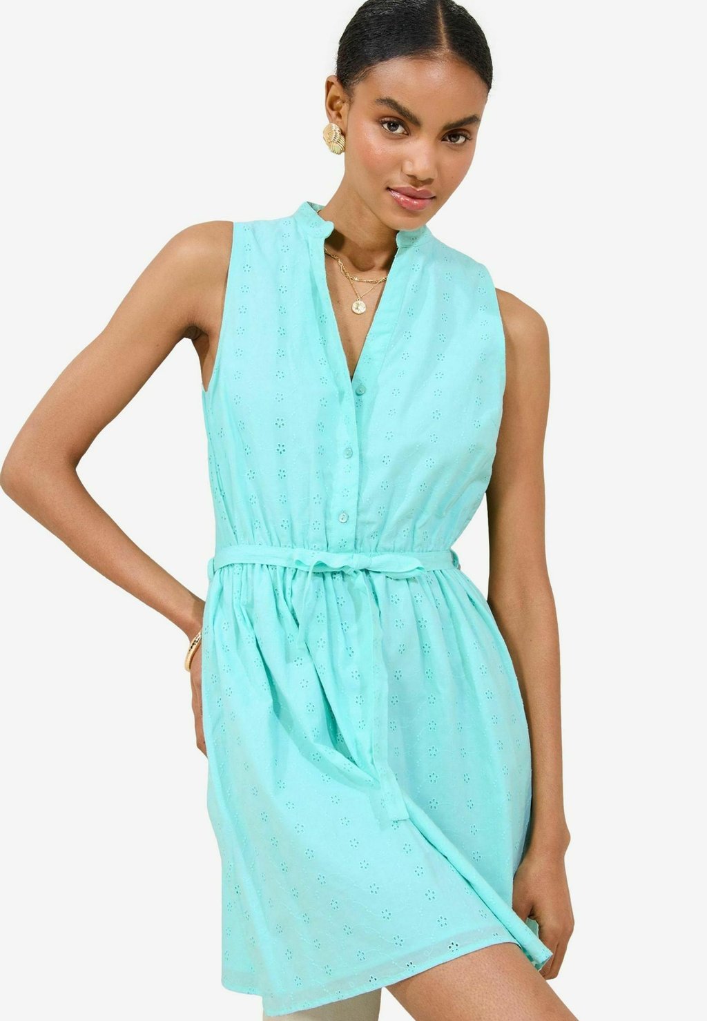 Повседневное платье REGULAR FIT - BRODERIE SLEEVLESS Lipsy, синий
Повседневное платье REGULAR FIT - BRODERIE SLEEVLESS Lipsy, синий