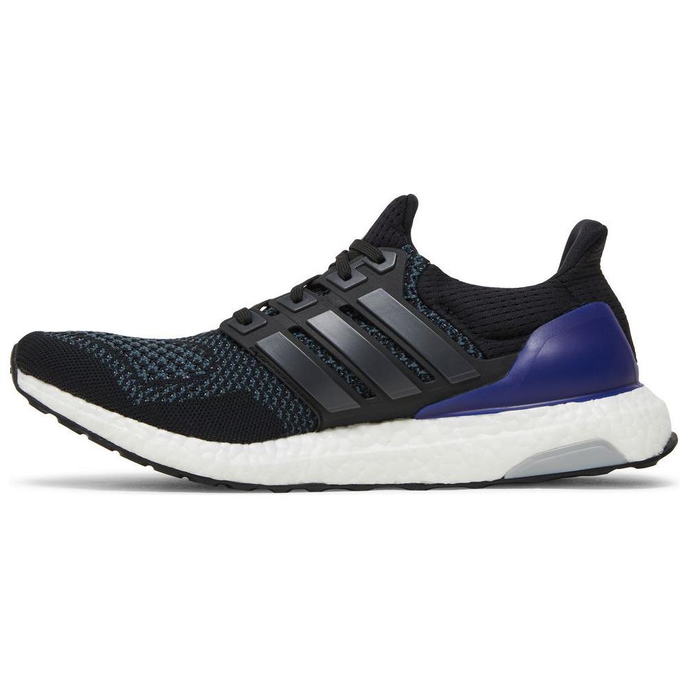 Adidas Ultraboost 1.0 дышащие легкие низкие повседневные кроссовки для бега unisex черный белый синий 2020 Edition
Adidas Ultraboost 1.0 дышащие легкие низкие повседневные кроссовки для бега unisex черный белый синий 2020 Edition