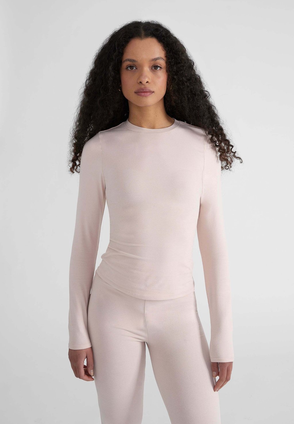 Топ с длинными рукавами Style Republic, светло-розовый
Топ с длинными рукавами Style Republic, светло-розовый