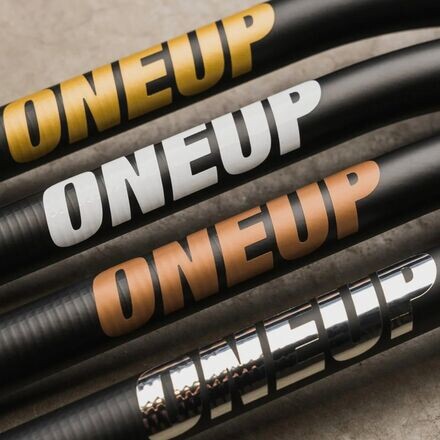 Комплект наклеек на руль OneUp Components, серый
Комплект наклеек на руль OneUp Components, серый