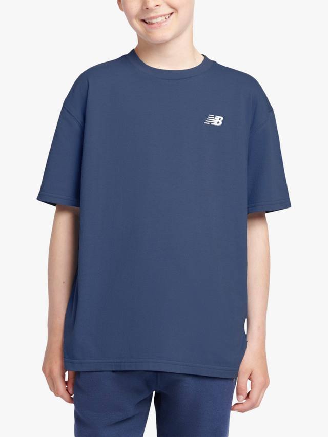 Футболка для детей с маленьким логотипом New Balance, Navy
Футболка для детей с маленьким логотипом New Balance, Navy