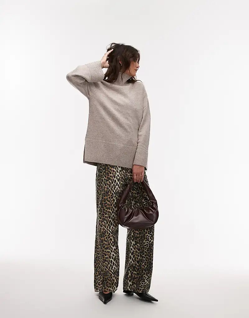 Шерстяной джемпер свободного кроя с высоким воротом бежевого цвета & Other Stories
Шерстяной джемпер свободного кроя с высоким воротом бежевого цвета & Other Stories