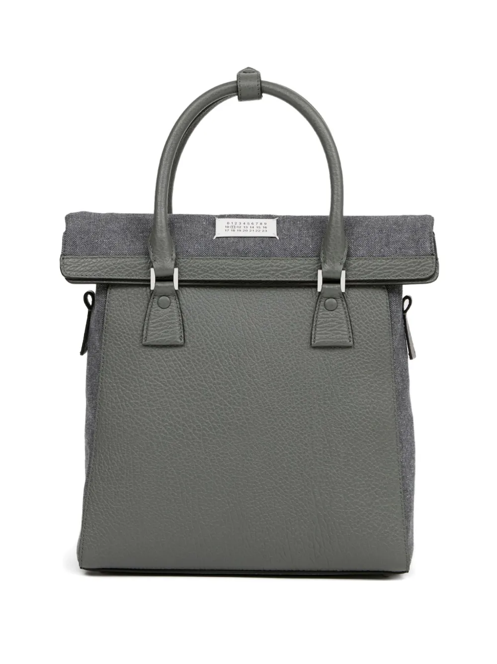 Маленький рюкзак 5AC Daily Vertical MAISON MARGIELA, серый
Маленький рюкзак 5AC Daily Vertical MAISON MARGIELA, серый