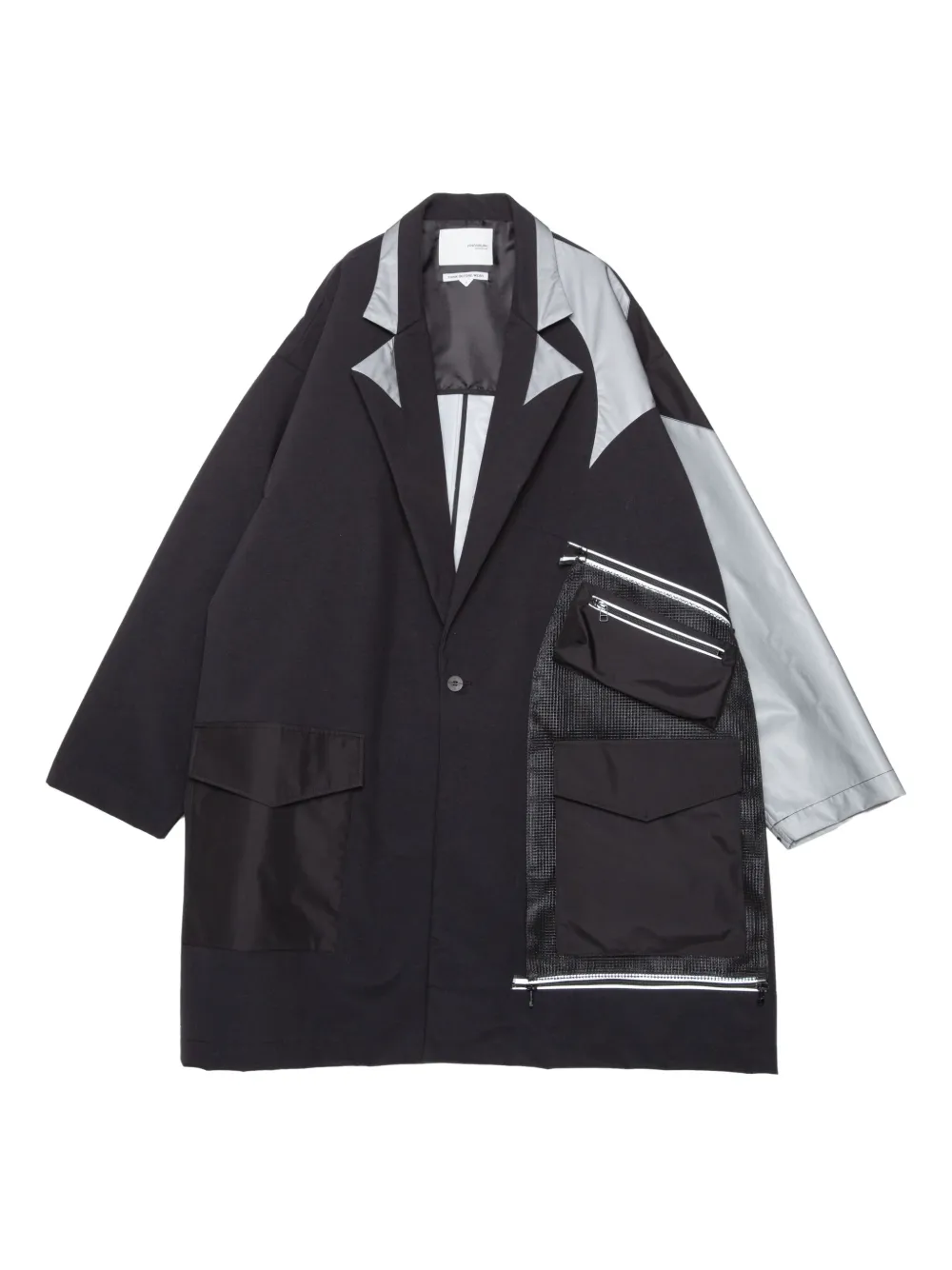 Пальто с карманами в панелях Yoshiokubo, черный
Пальто с карманами в панелях Yoshiokubo, черный