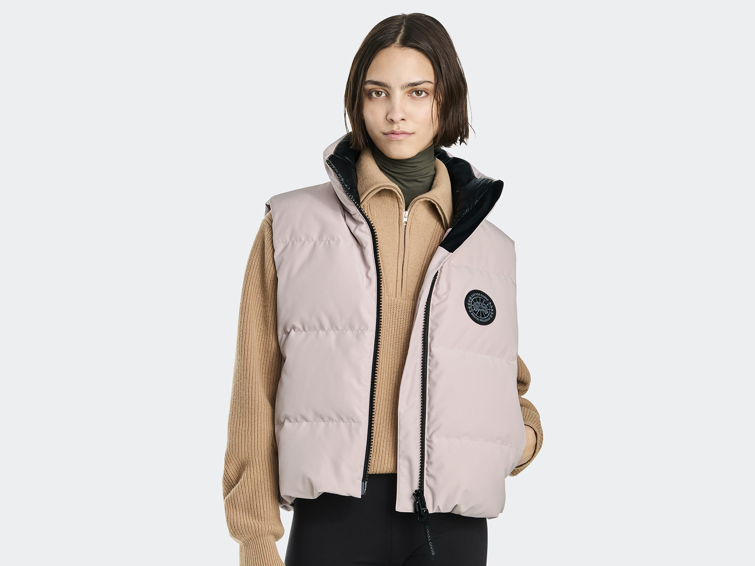 Жилет Canada Goose Grandview Cropped Black Label, Lucent Rose
Жилет Canada Goose Grandview Cropped Black Label, Lucent Rose