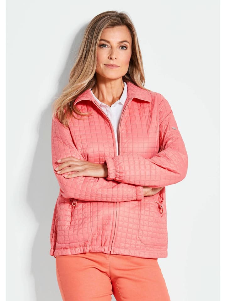 Короткий размер: куртка для активного отдыха, легкая куртка с вафельной стежкой персикового цвета. GOLDNER
Короткий размер: куртка для активного отдыха, легкая куртка с вафельной стежкой персикового цвета. GOLDNER