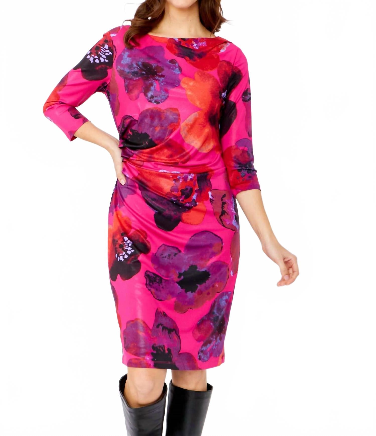 Фуксиево-фиолетовое облегающее платье до колен Frank Lyman
Фуксиево-фиолетовое облегающее платье до колен Frank Lyman