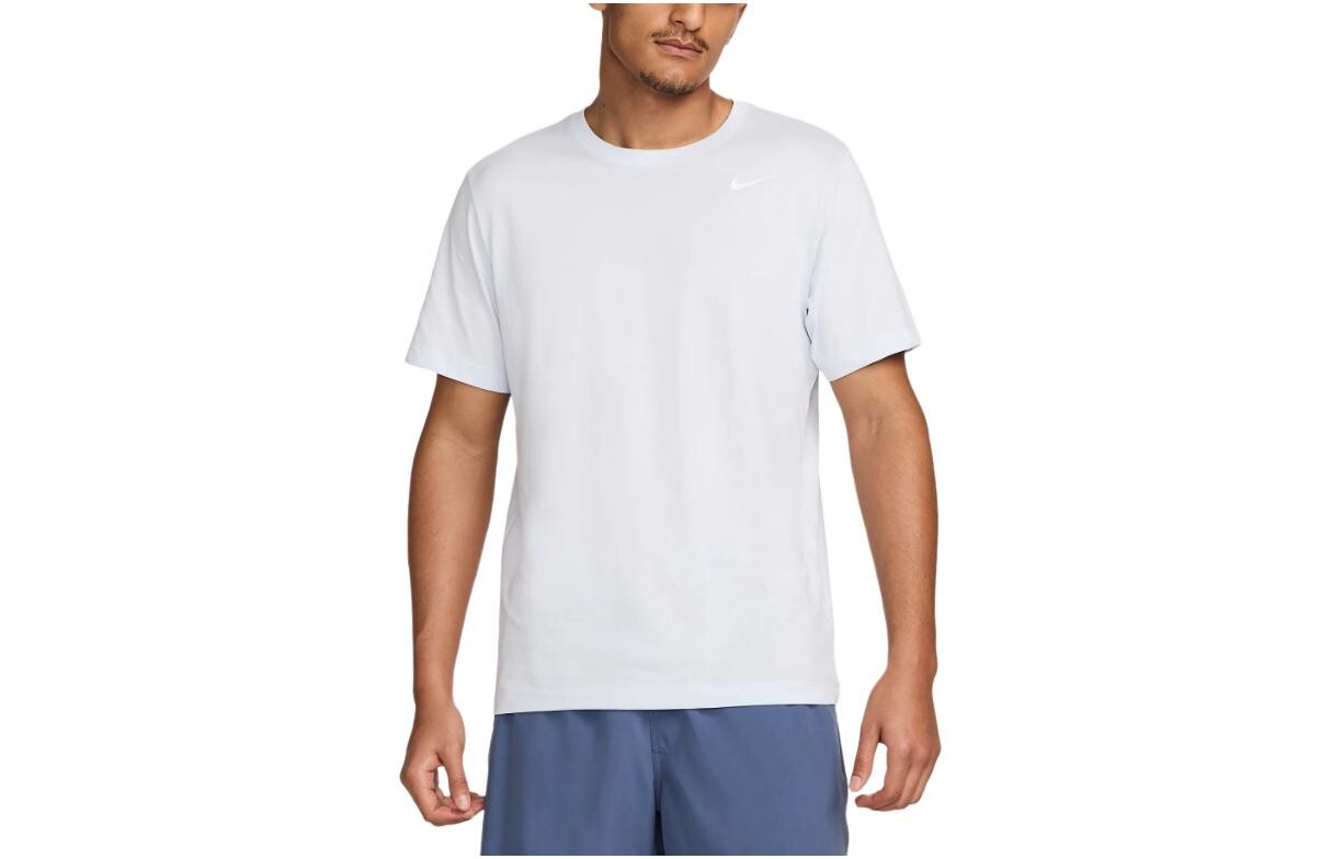 Одежда Футболка мужская серая Nike, серый 
Одежда Футболка мужская серая Nike, серый