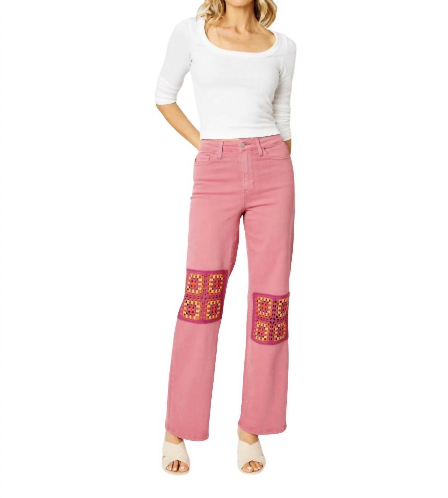 Вязаные джинсы с заплатками, окрашенные в пыльно-розовый цвет Judy Blue
Вязаные джинсы с заплатками, окрашенные в пыльно-розовый цвет Judy Blue