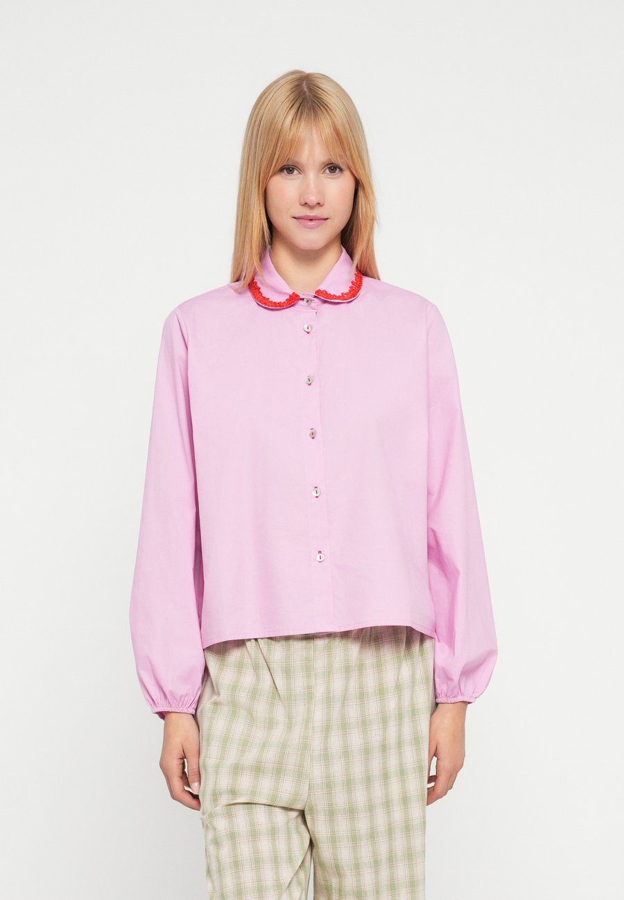 Блуза Dr. Bloom SHIRT FUN, Rosa/Pink
Блуза Dr. Bloom SHIRT FUN, Rosa/Pink