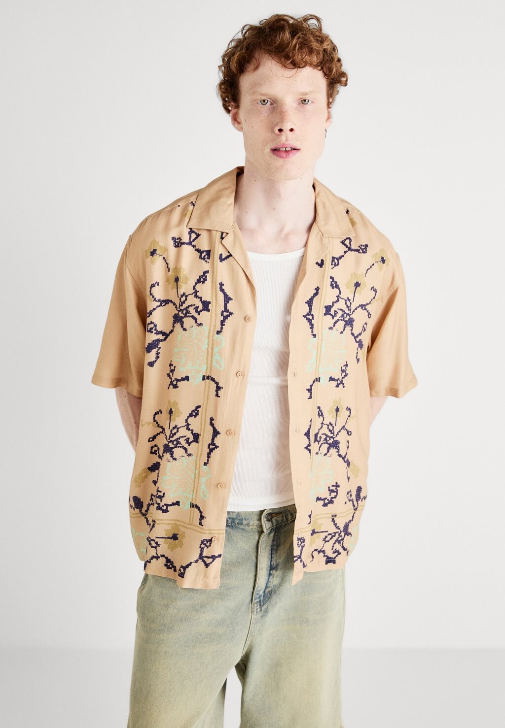 Рубашка Onsalf Resort Only, бежевый
Рубашка Onsalf Resort Only, бежевый