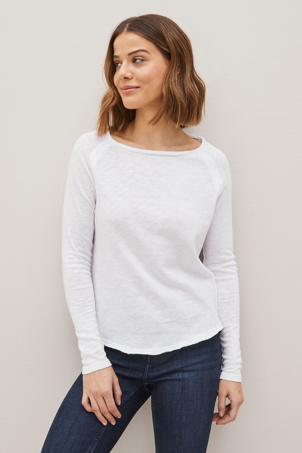 Футболка с длинными рукавами и вырезом-лодочкой American Vintage, белый
Футболка с длинными рукавами и вырезом-лодочкой American Vintage, белый