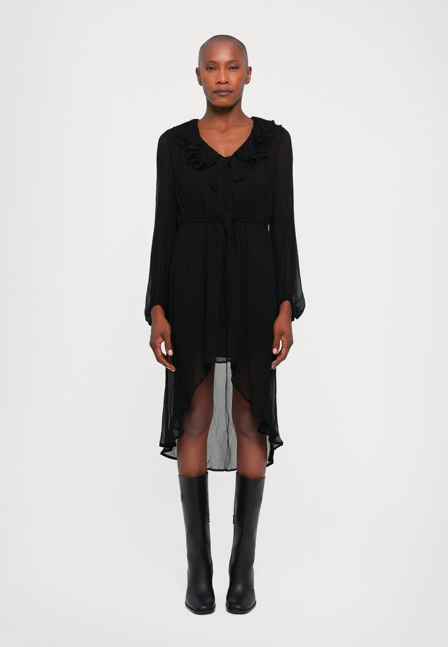 Платье DESIGNERS REMIX IOLA RUFFLE DRESS, Black
Платье DESIGNERS REMIX IOLA RUFFLE DRESS, Black