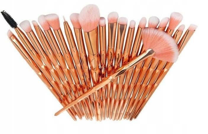 НАБОР КИСТЕЙ ДЛЯ МАКИЯЖА «ЕДИНОРОГ»: 20 шт Lewer
НАБОР КИСТЕЙ ДЛЯ МАКИЯЖА «ЕДИНОРОГ»: 20 шт Lewer