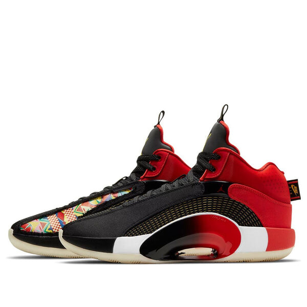 Кроссовки 35 Air Jordan, черный
Кроссовки 35 Air Jordan, черный