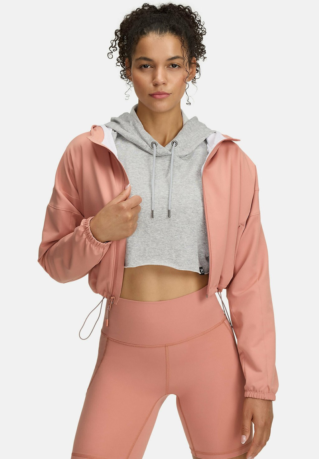 Тренировочная куртка UNSTOPPABLE Under Armour, светло-розовый
Тренировочная куртка UNSTOPPABLE Under Armour, светло-розовый