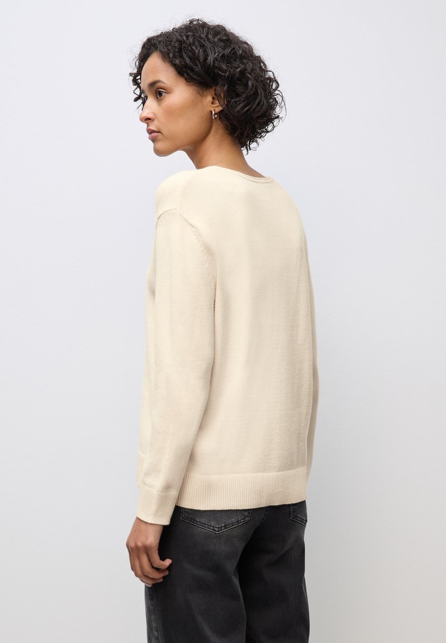 Джемпер Street One KUSCHELIGER V-NECK PULLOVER, Beige
Джемпер Street One KUSCHELIGER V-NECK PULLOVER, Beige