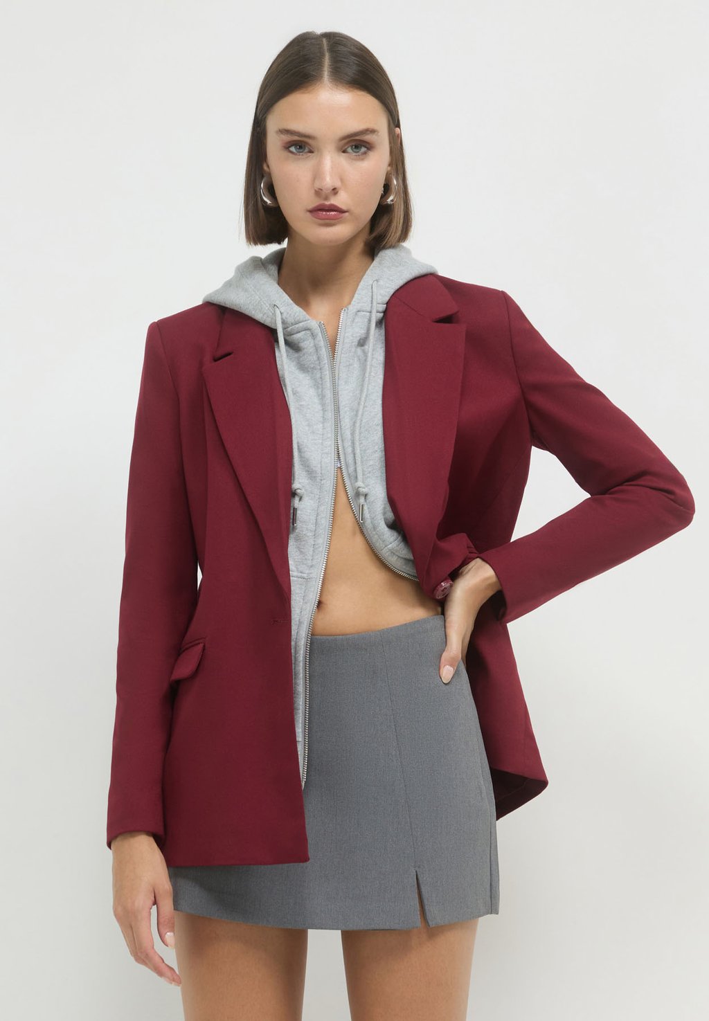 Мини-юбка CON SPACCO Calliope, серый
Мини-юбка CON SPACCO Calliope, серый