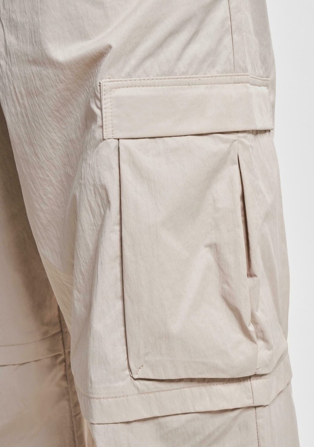 Брюки карго HERREN DEF, песочный
Брюки карго HERREN DEF, песочный