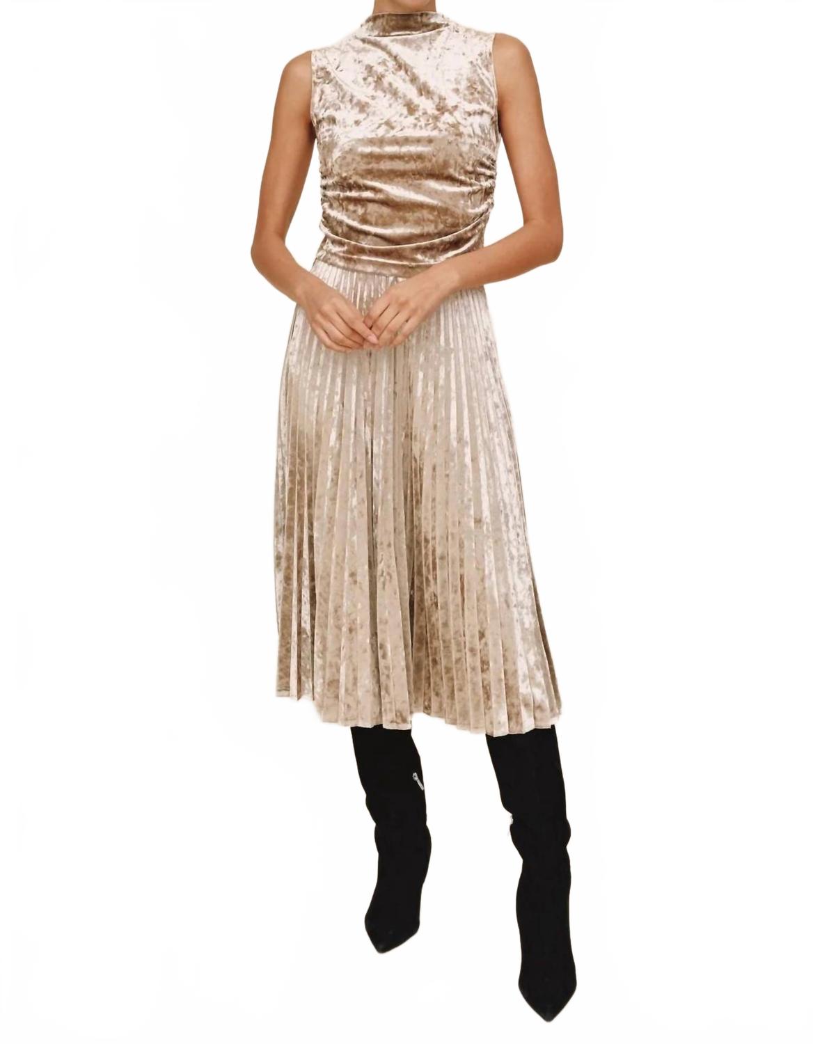 Bella Dahl Аккуратная плиссированная юбка с завышенной талией, цвет мокко
Bella Dahl Аккуратная плиссированная юбка с завышенной талией, цвет мокко