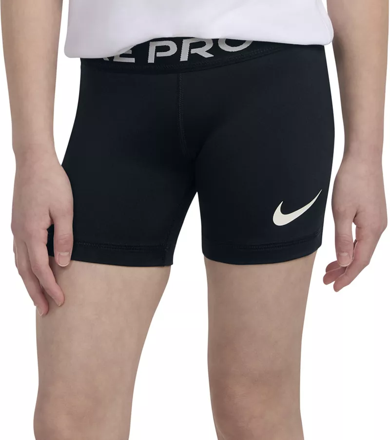 Шорты Nike для маленьких девочек Pro, черный
Шорты Nike для маленьких девочек Pro, черный