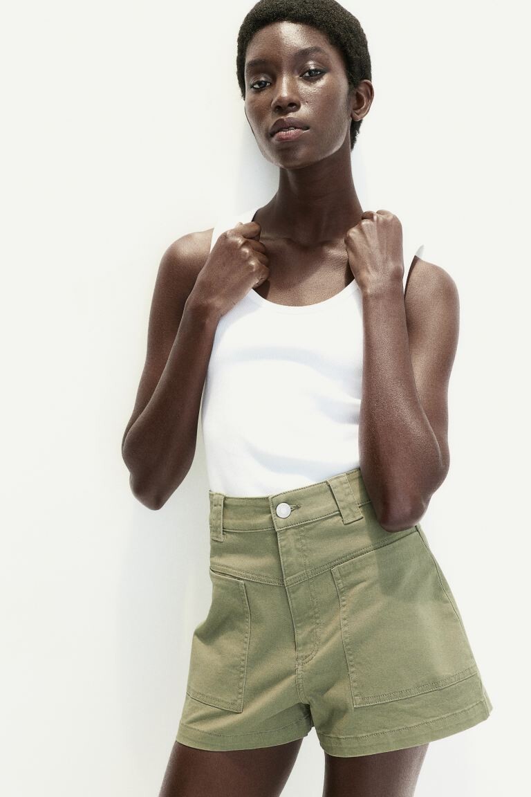 Твиловые шорты карго H&M, хаки
Твиловые шорты карго H&M, хаки