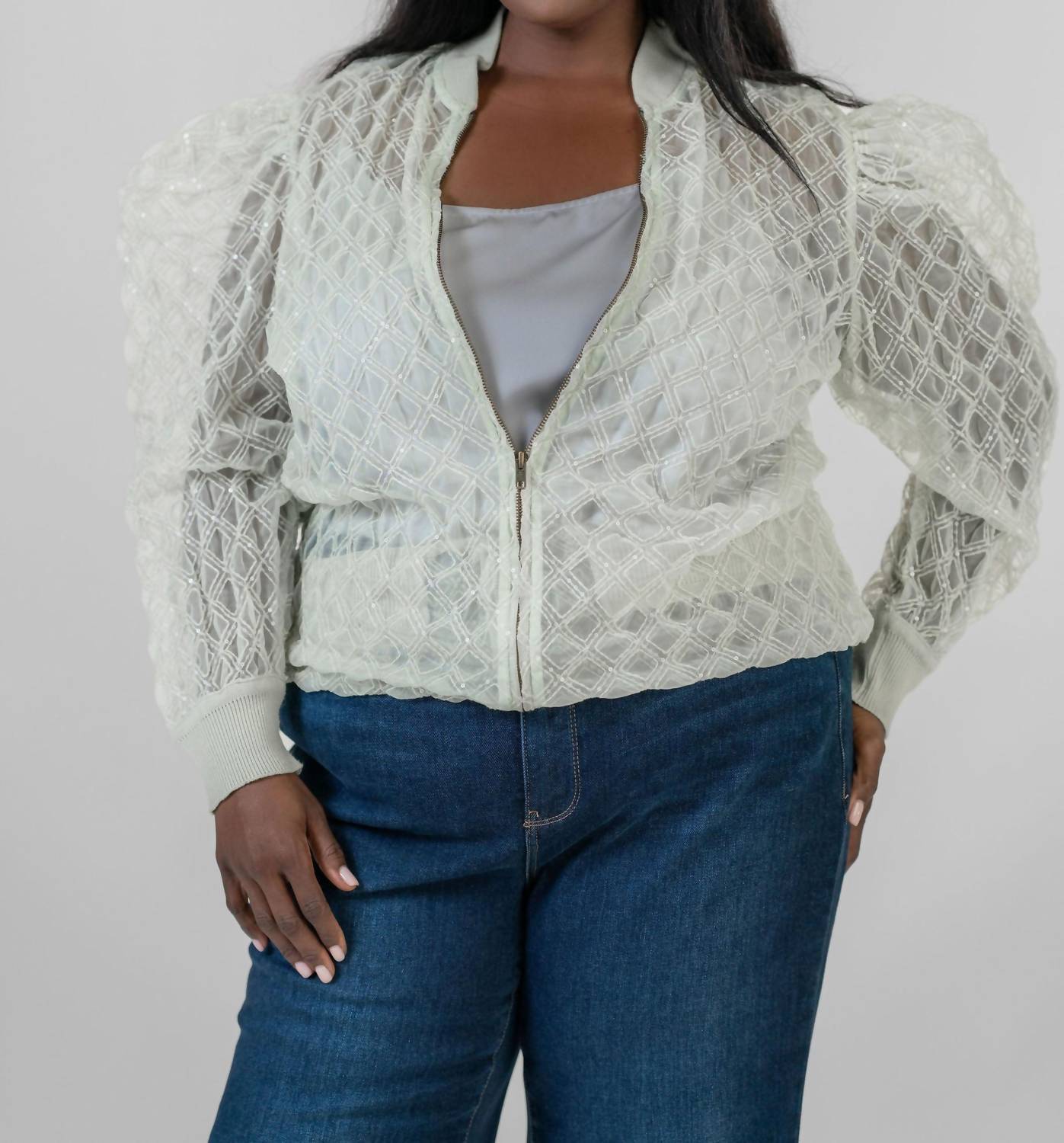 Аяна Куртка на молнии с длинным рукавом плюс размера в мятном цвете -bl^nk-
Аяна Куртка на молнии с длинным рукавом плюс размера в мятном цвете -bl^nk-