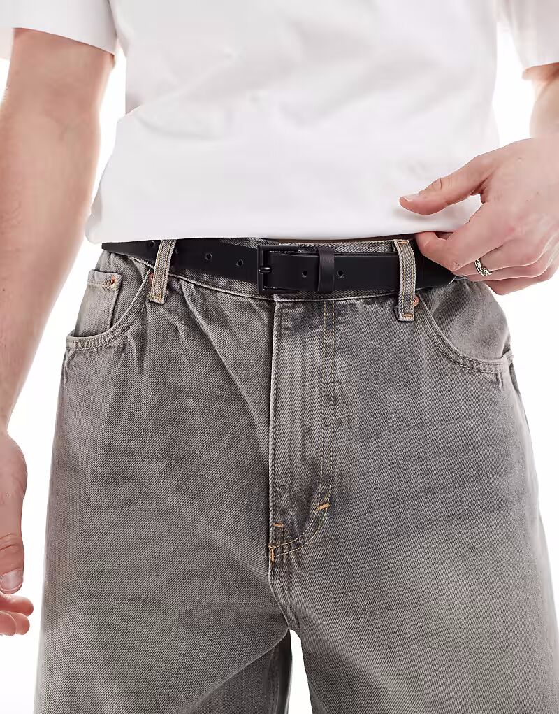 ASOS DESIGN элегантный узкий ремень из искусственной кожи с матовой черной пряжкой черного цвета
ASOS DESIGN элегантный узкий ремень из искусственной кожи с матовой черной пряжкой черного цвета