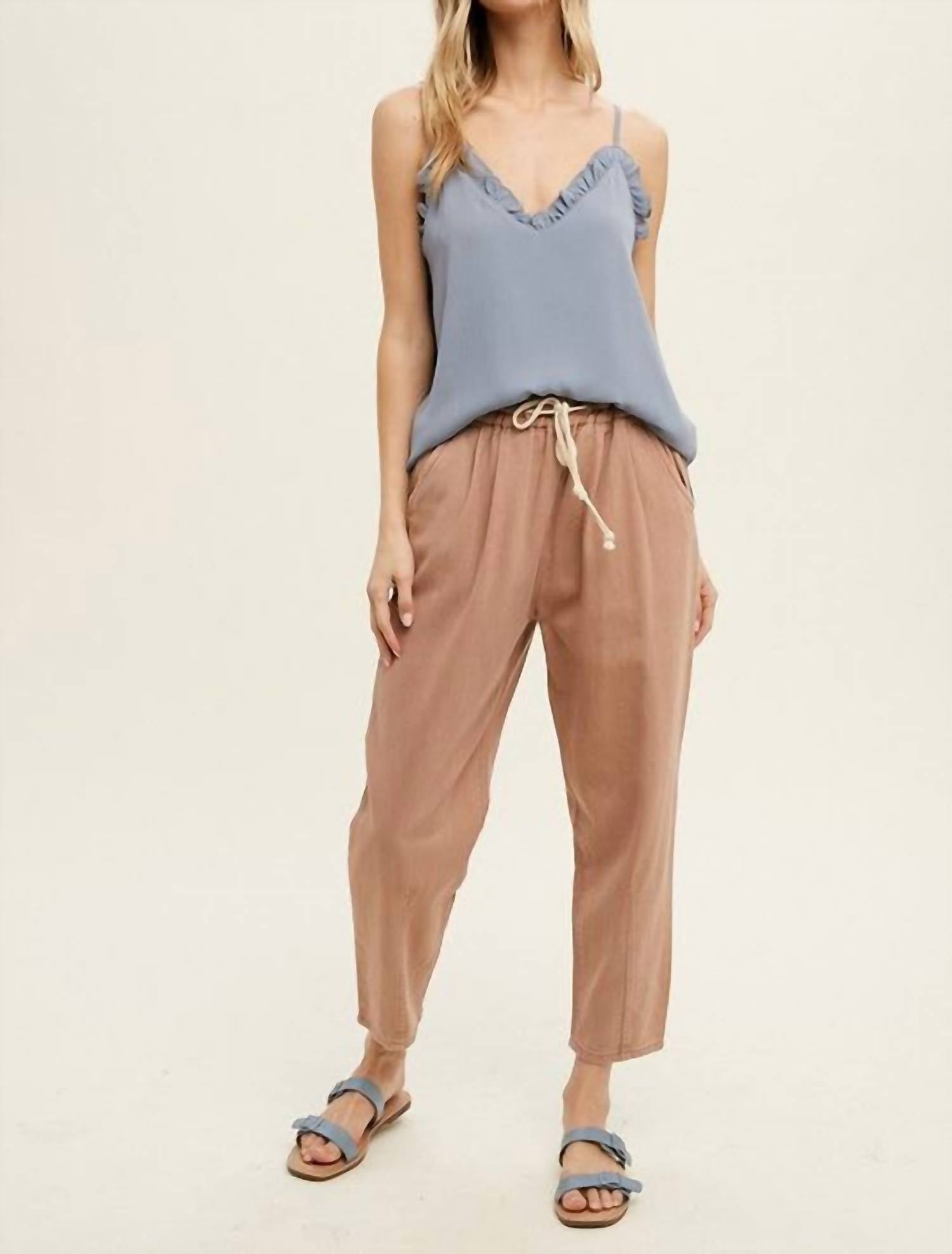 Топ-комбинация с оборками цвета Dusty Blue WISHLIST
Топ-комбинация с оборками цвета Dusty Blue WISHLIST