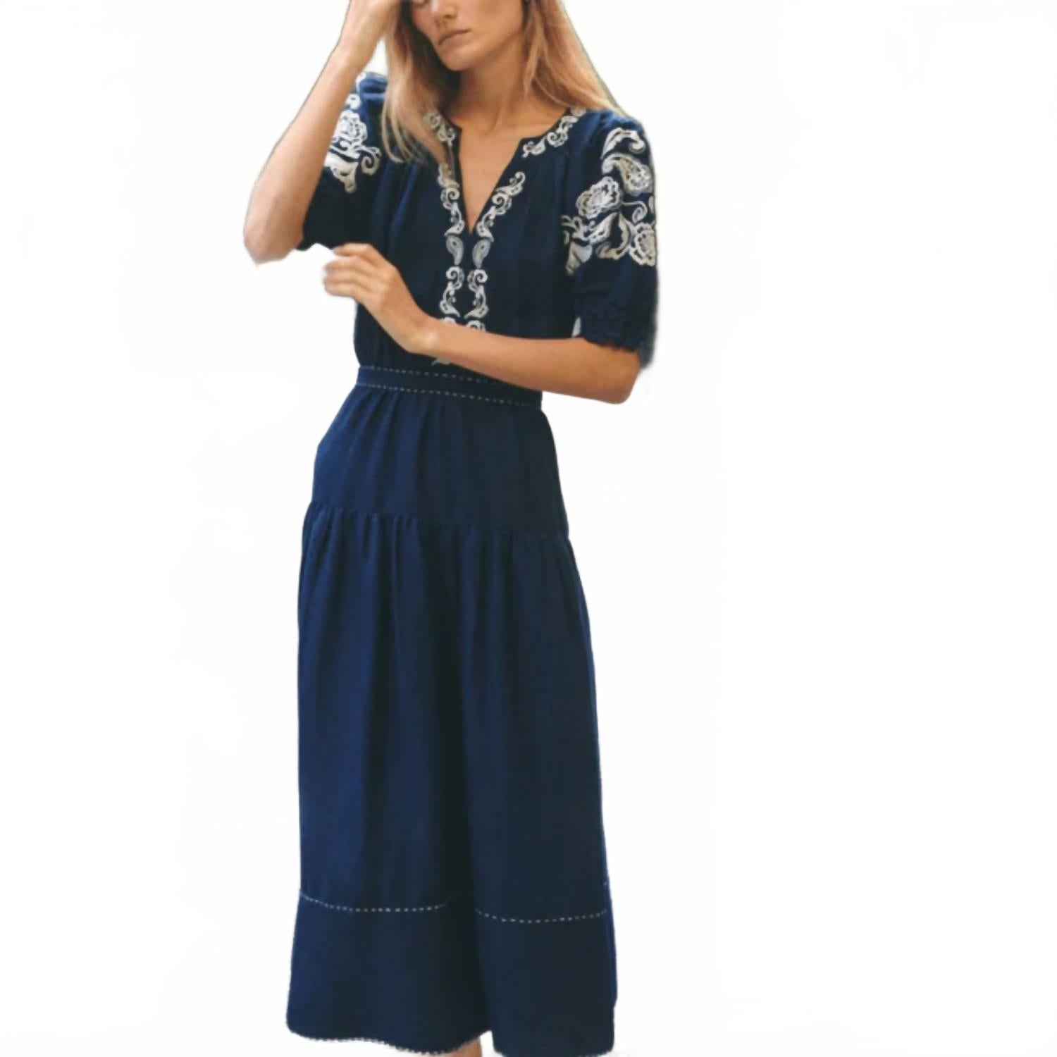 Женское платье миди Lisette в темно-синем цвете Cartolina Nantucket 
Женское платье миди Lisette в темно-синем цвете Cartolina Nantucket